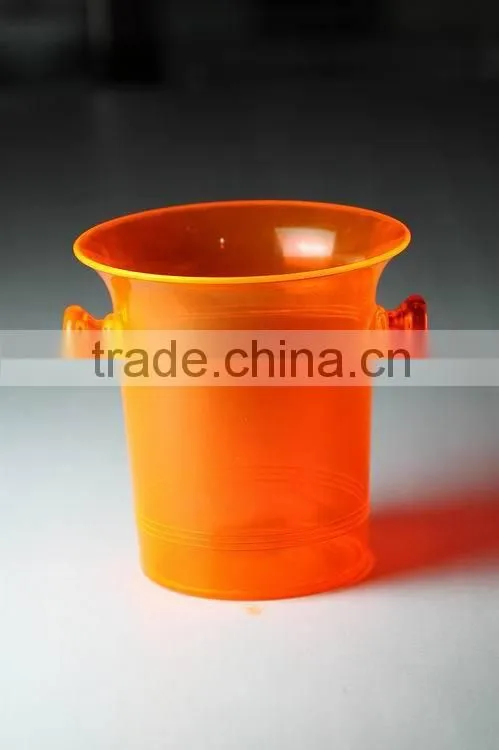 Bar plastic ice bucket