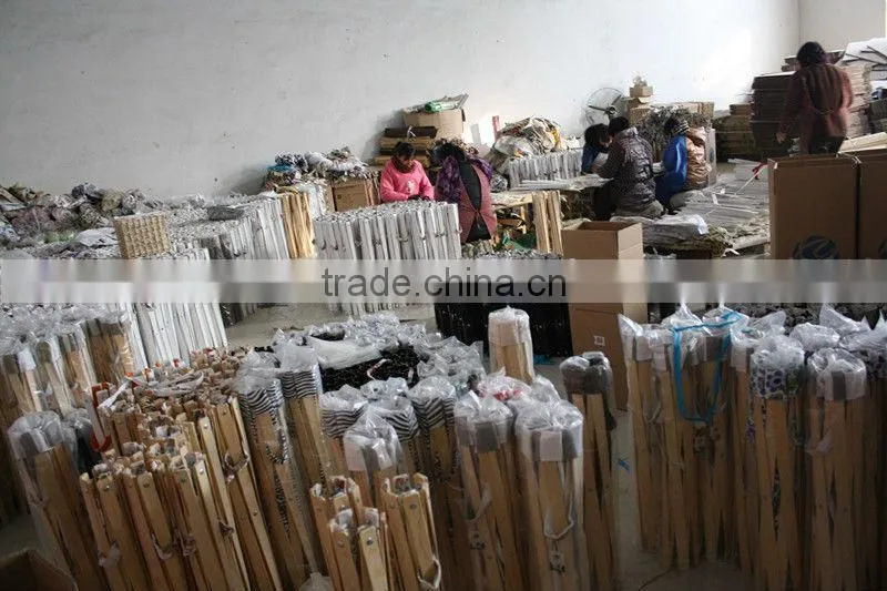 Wood laundry hamper fold