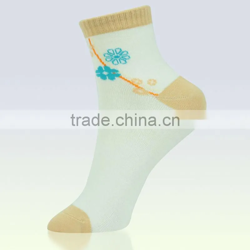 Jacquard flowers sock woman