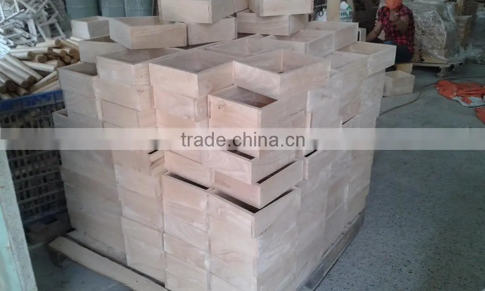 Wooden bread box | SW89
