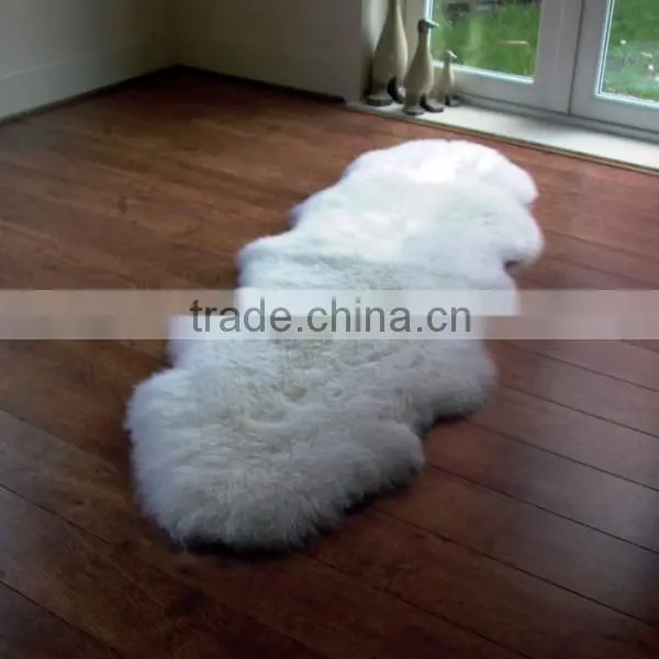 Natural white sheep fur rug