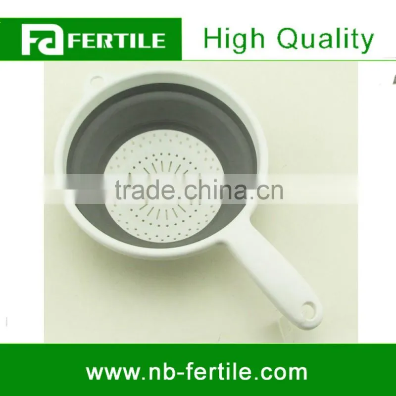 WFZ TV001138 Green Color Food Colander Collapsible Silicone Kitchen Sink Strainer with Handle