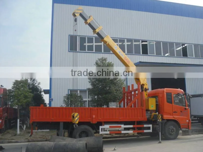 DONGFENG DFL1120 truck with crane