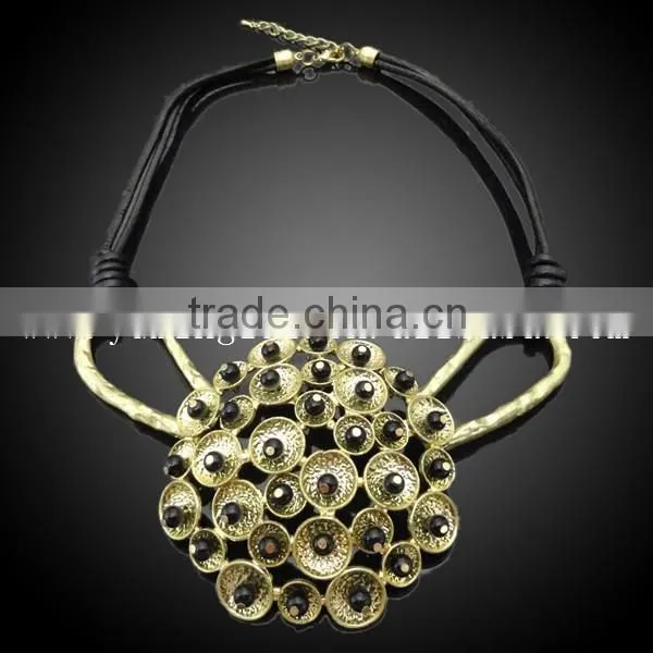 dubai gold jewelry zinc alloy necklace with artificial flower