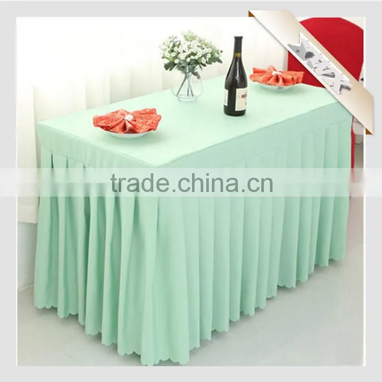 Factory Wholesale 100% Polyester White Table Cloth Made in China