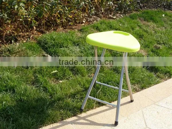 Triangle Shape Metal Leg Folding Stool With Handle