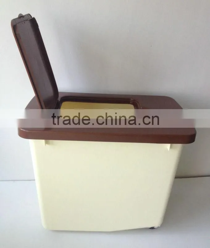 Hot Sale 12kg 30L plastic pet food storage container