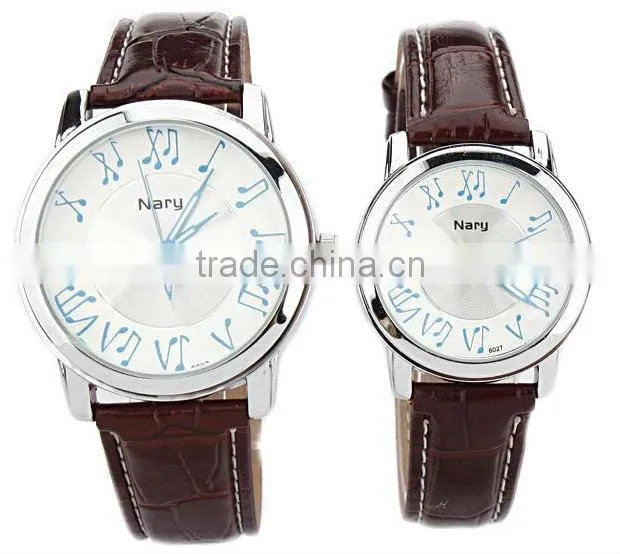 New arrival fashion leather belt cute couple watch with label