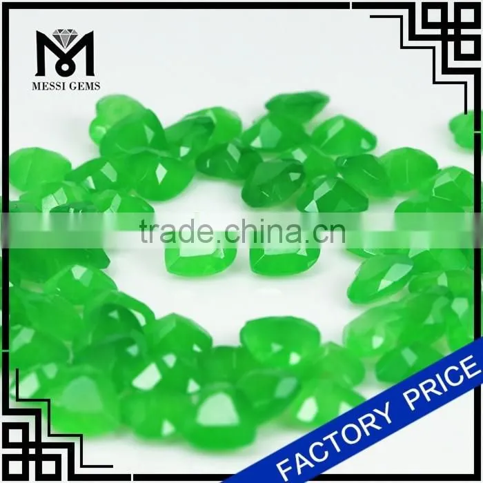 2015 Best Products Heart Shape Natural Color Malay Jade Stone