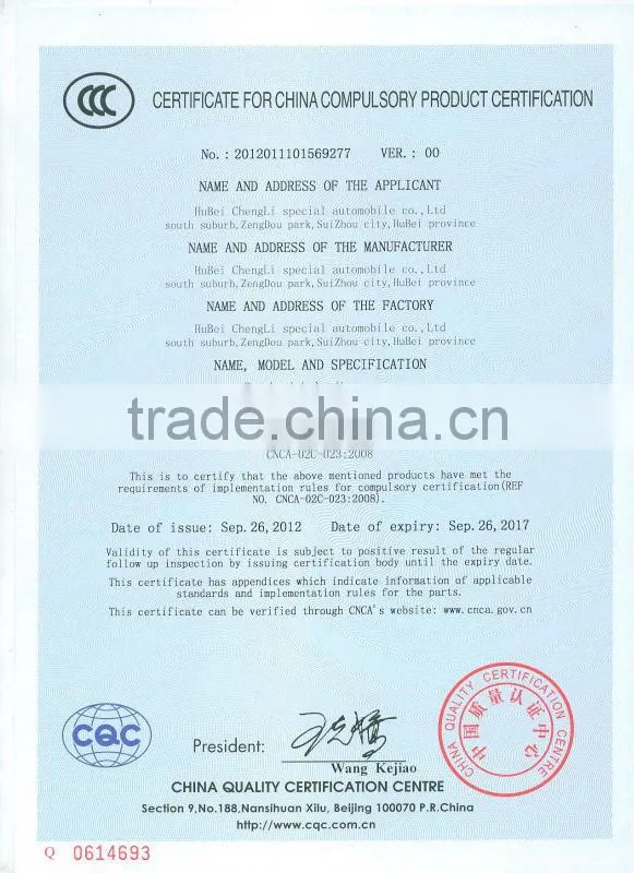 Dongfeng 8 tons telescopic boom truck mounted crane