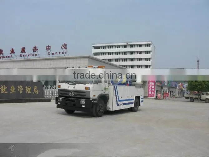 dongfeng 6 wheels wrecker towing truck for sale
