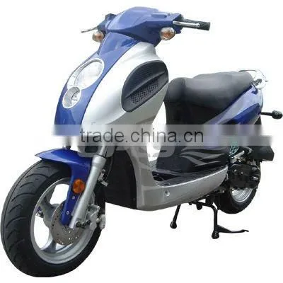 Gas Motor Scooter Equipped with 125cc Engine