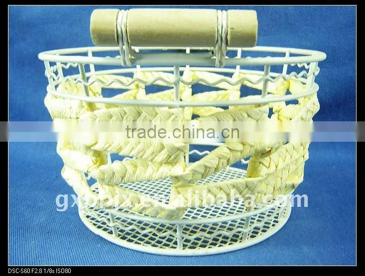 Light yellow paper rope iron frame round faux plate trays with ear handle