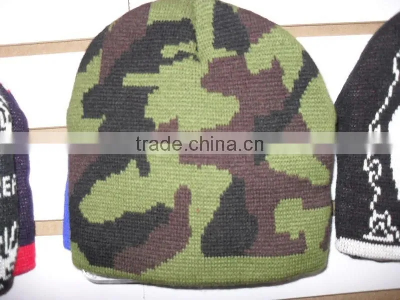 camo pattern winter knitted beanie hat