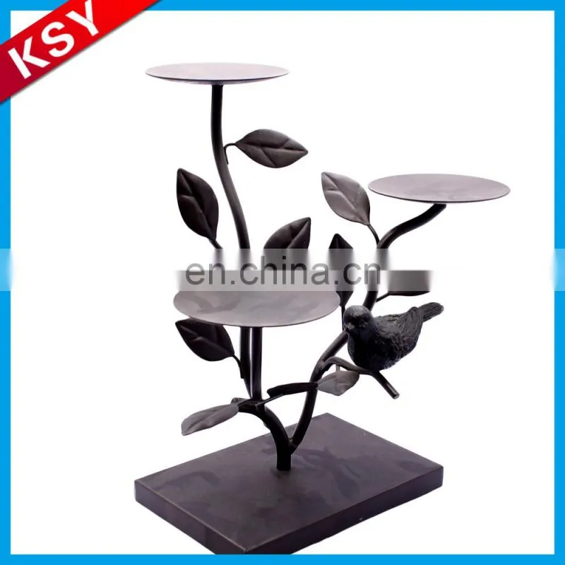 Best Selling Fine Workmanship Metal Tree Hold Custom Hanging Lantern Candle Holders Base For Wine Bottle