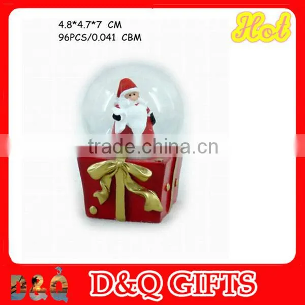 poly resin snow globe for home decoration