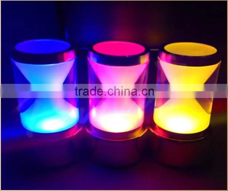 2016 Unique hourglass hotel restaurant bar led table lamp