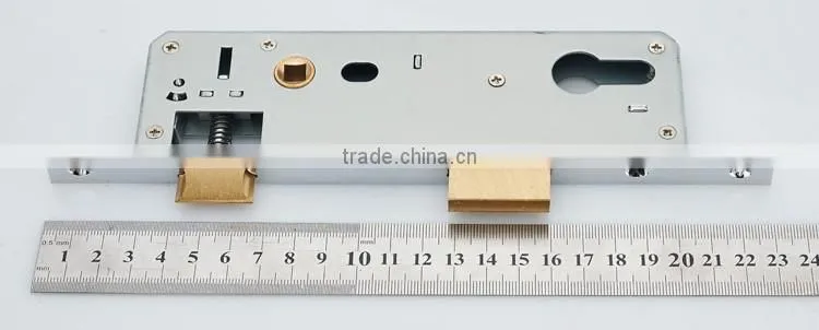 Round or square forend striker narrow door lock body vietnam hot sale