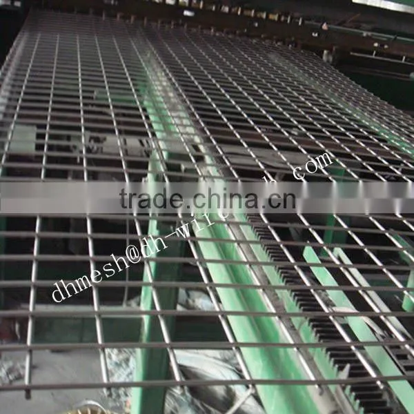 Welded wire mesh / Black welded mesh panel