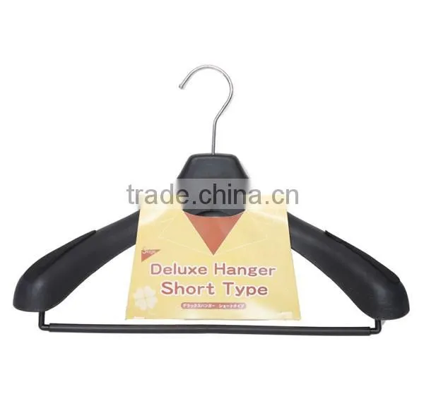 Heavy duty plastic pants hanger