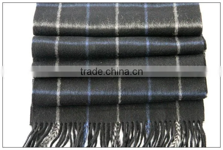100% wool scarf