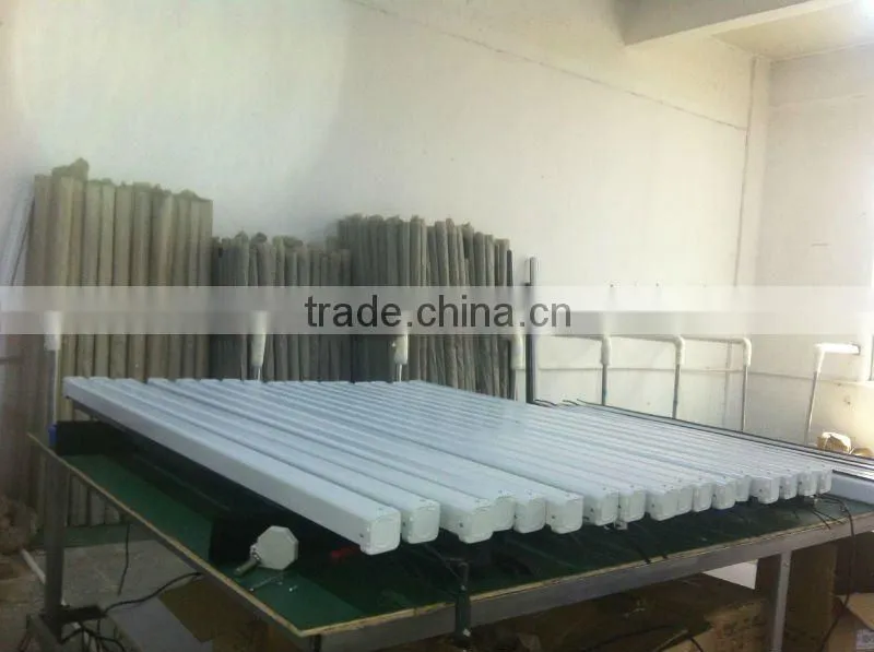72" 4:3 Wall Hanging Manual Projection Screen