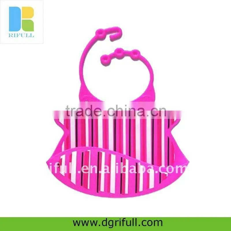 silicone baby Bib with custom logo printing