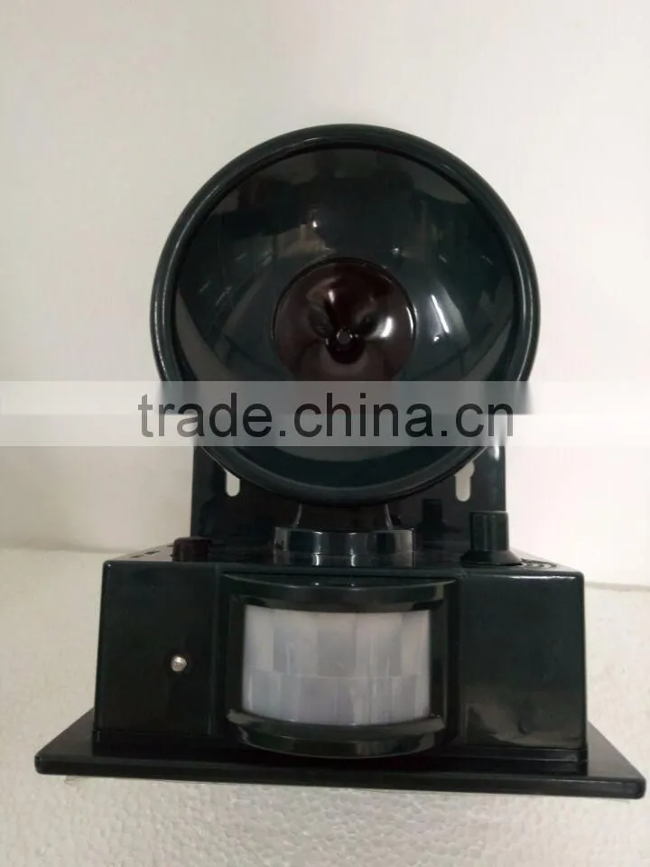 Ultrasonic animal repeller pest control products solar pest dog cat repellent