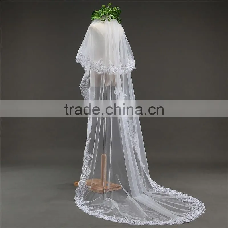 2017 wholesale Wholesale White Wedding Lace Bridal Veils Fashionable long Tulle HL09