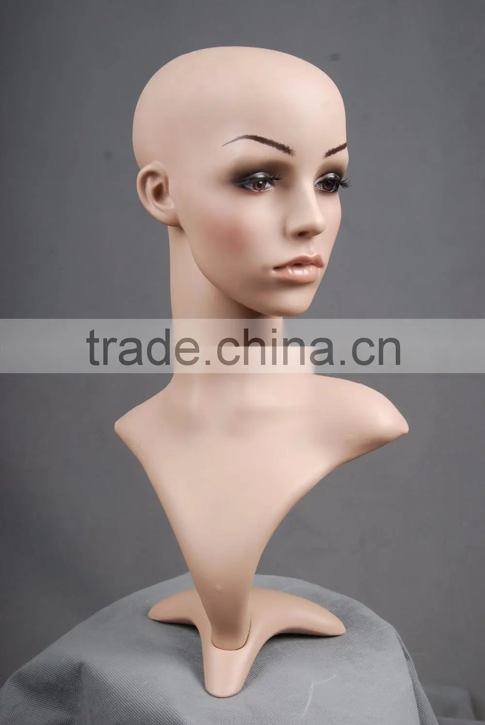 Plastic head mannequin Female Realistic head Model H1051