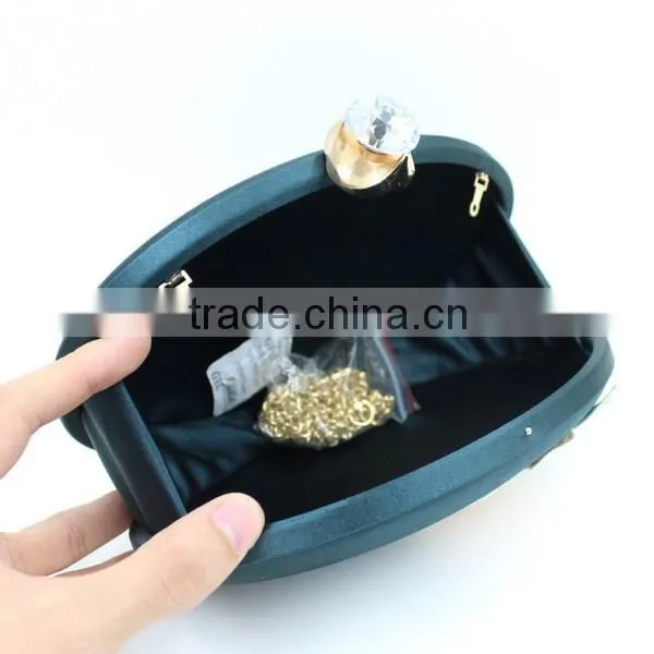 2015 chinese style embroidery bag vintage leather clutch bag