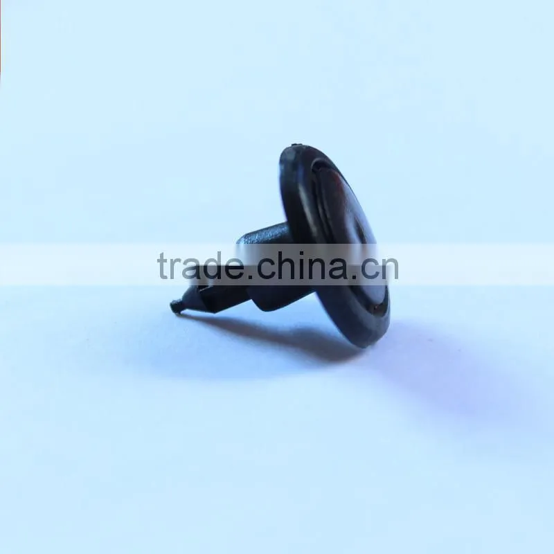 Universal Black/White Auto Fastener Plastic Clips Wide Range Plastic Clips for Car Universal Car Clips