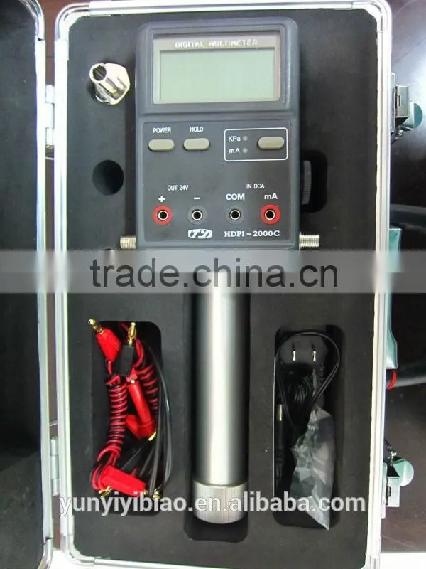 Micro pressure gauge calibration vacuum hand pump