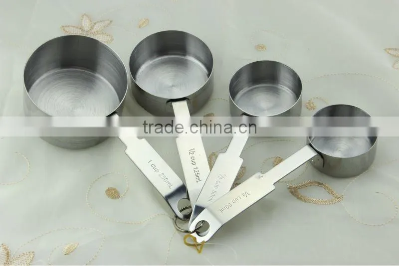 Set of 4pcs silver measuring spoons