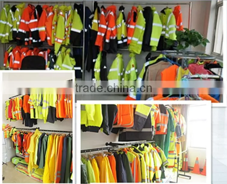 jogging black jacket of taffeta fabric
