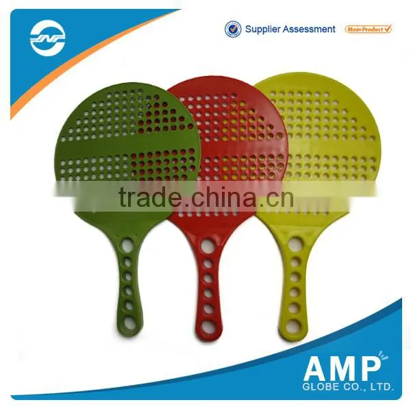 2016 Wholesale latest design plastic beach racket with ball