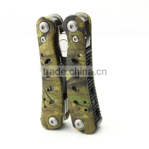 Unique plier tool
