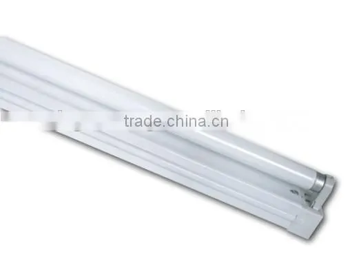 LAME-A super-quiet fluorescent light fixture