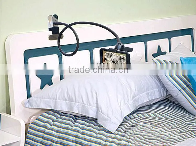 Phone holder with suction cups