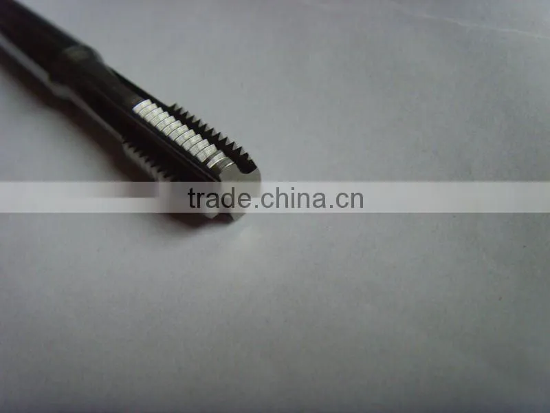 Tungsten solid carbide thread milling cutter
