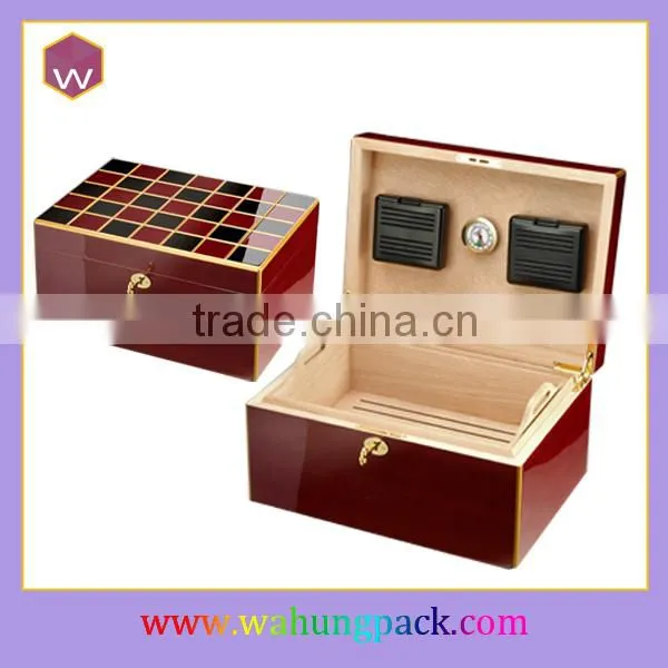Large Compartments Cigar Box / Cedar Wooden Cigar Box With Glass