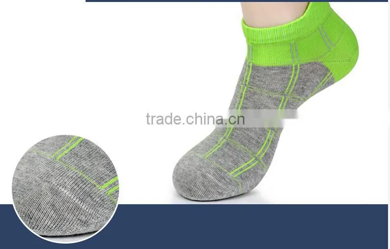 Light White Cotton Woman Socks Custom Design Ankle Socks Socks Men