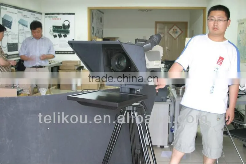 TF-17 studio teleprompter