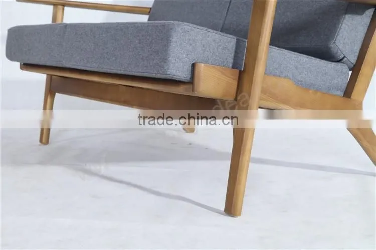 Solid Varnished Wooden Chair Hans wegner 2 seat Plank sofa