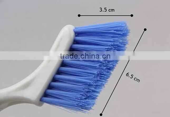 Plastic Slot Cleaning Brush With Scraper