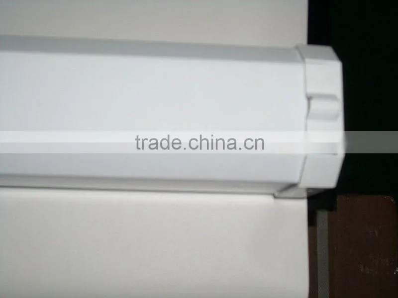 72" 4:3 Wall Hanging Manual Projection Screen