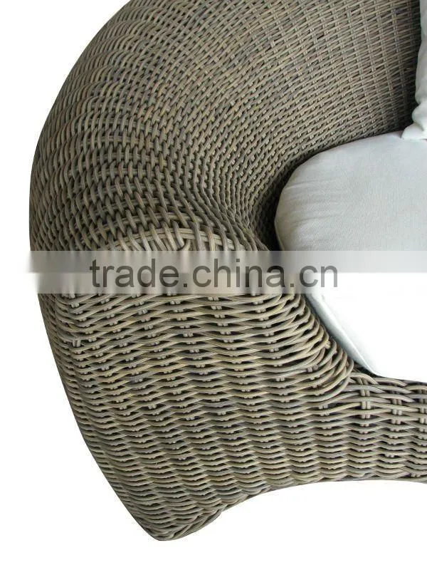 outdoor round rattan sofa