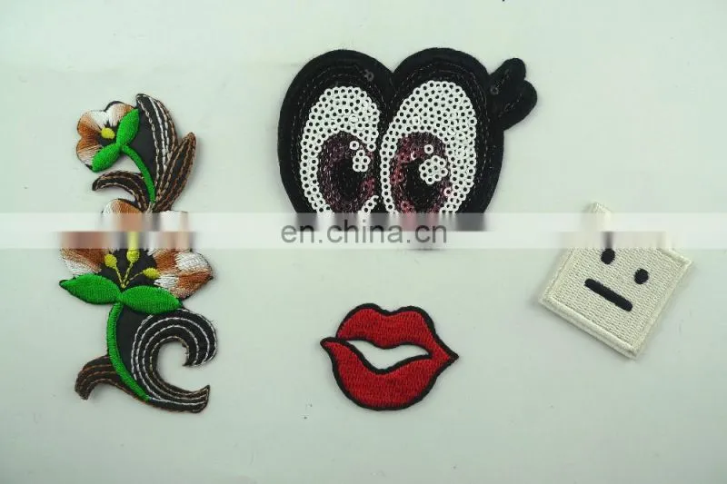 2017 wholesale custom patch embroidered with sequins iron patch