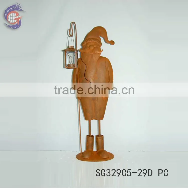 Outdoor decorations of rusty metal elk holding lantern for decorate christmas ornaments