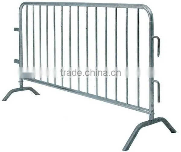 hot 2.5m portable safety Road metal barriers